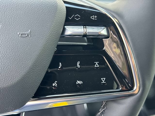 New 2026 Cadillac Lyriq Sport AWD/4WD image 27