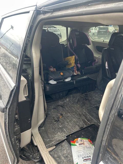 Used 2019 Chrysler Pacifica Limited image 7