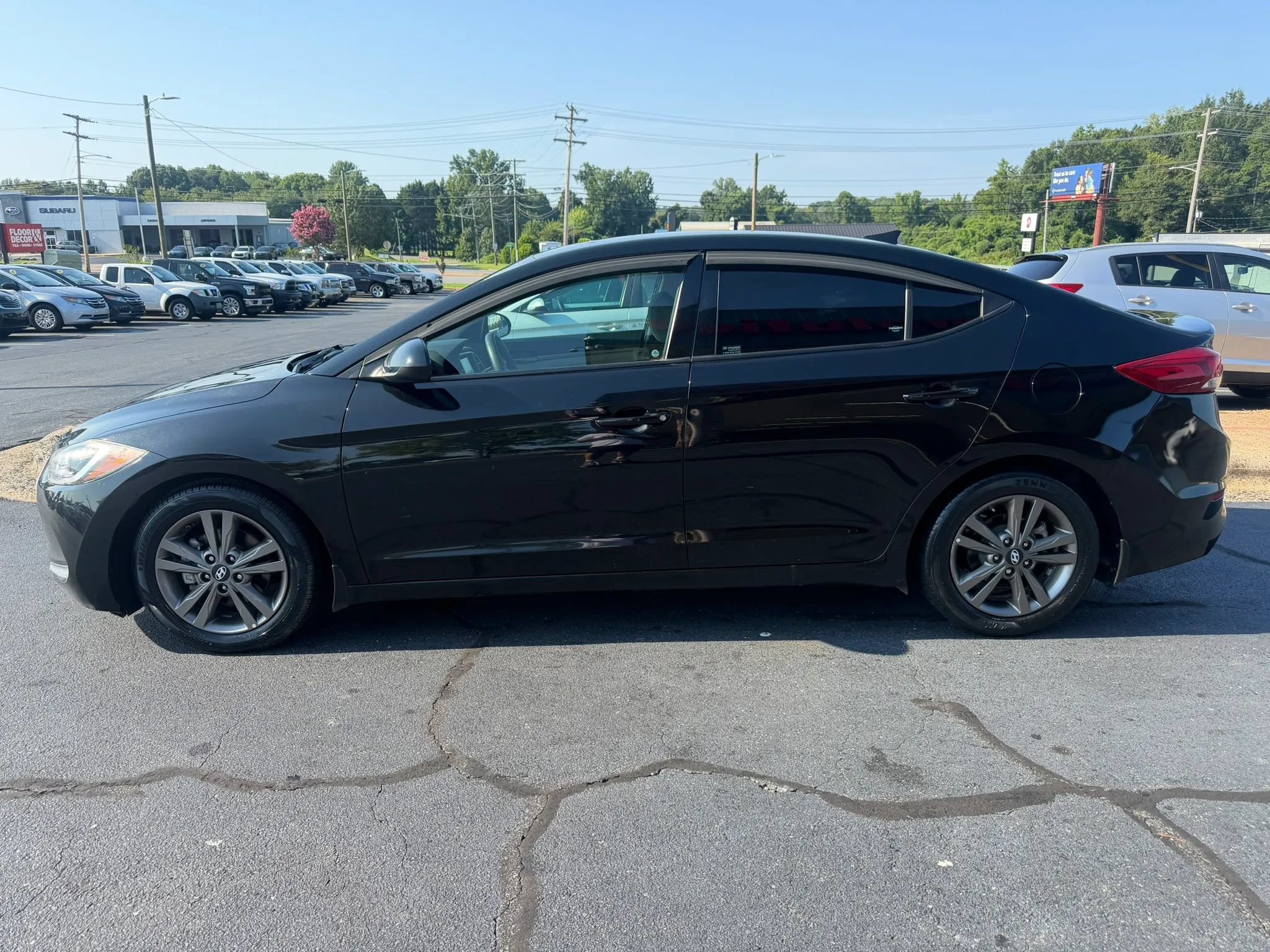 Used 2018 Hyundai Elantra SEL FWD image 4
