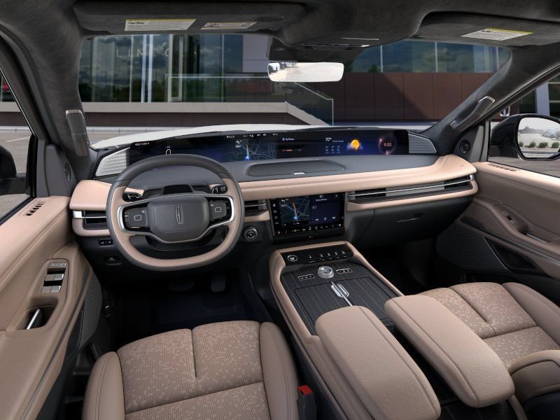 New 2025 Lincoln Navigator L Black Label AWD/4WD image 10