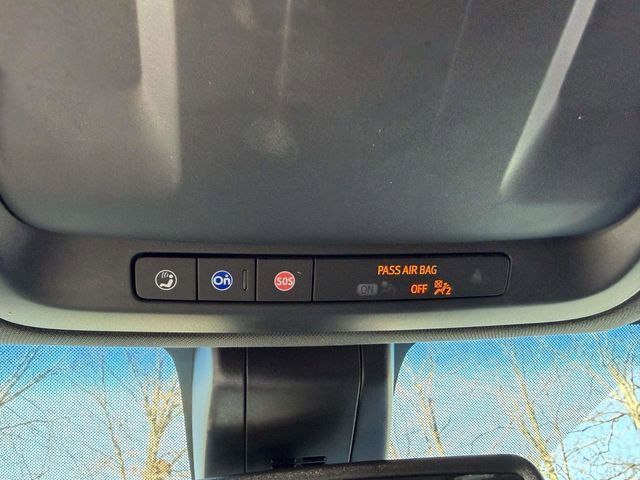 Used 2022 GMC Yukon XL AT4 image 29