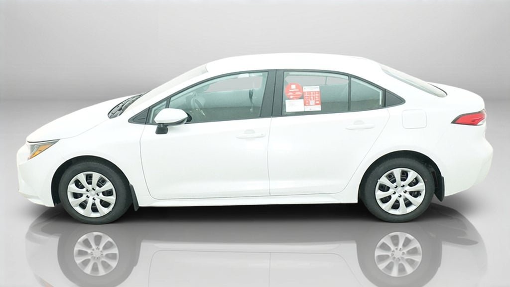 New 2027 Toyota Corolla LE FWD image 3