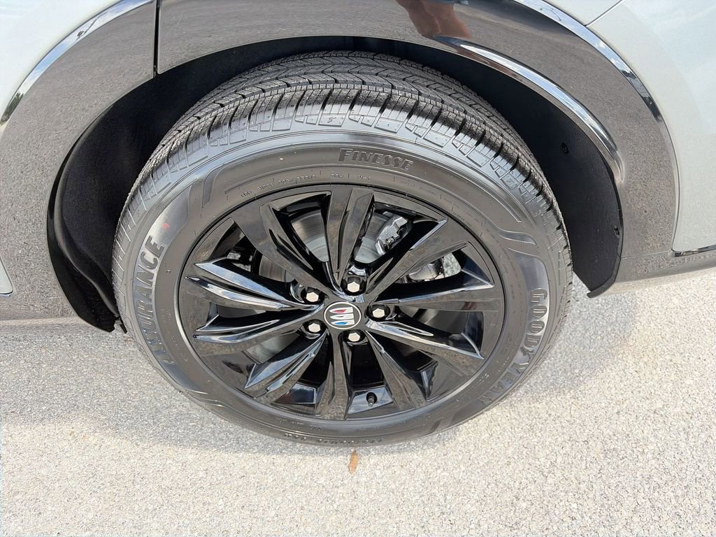 New 2026 Buick Envista Sport Touring w/ Convenience I Package FWD image 38