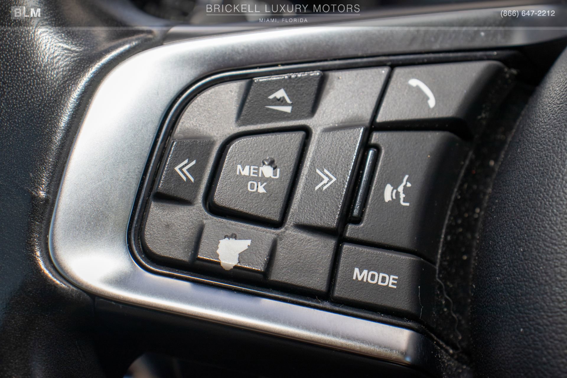 Used 2020 Jaguar F-PACE Prestige image 29