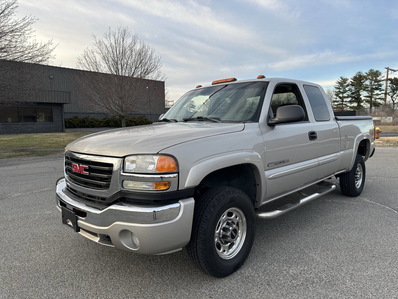 Used 2007 GMC Sierra 2500 SLE w/ Snow Plow Prep Package