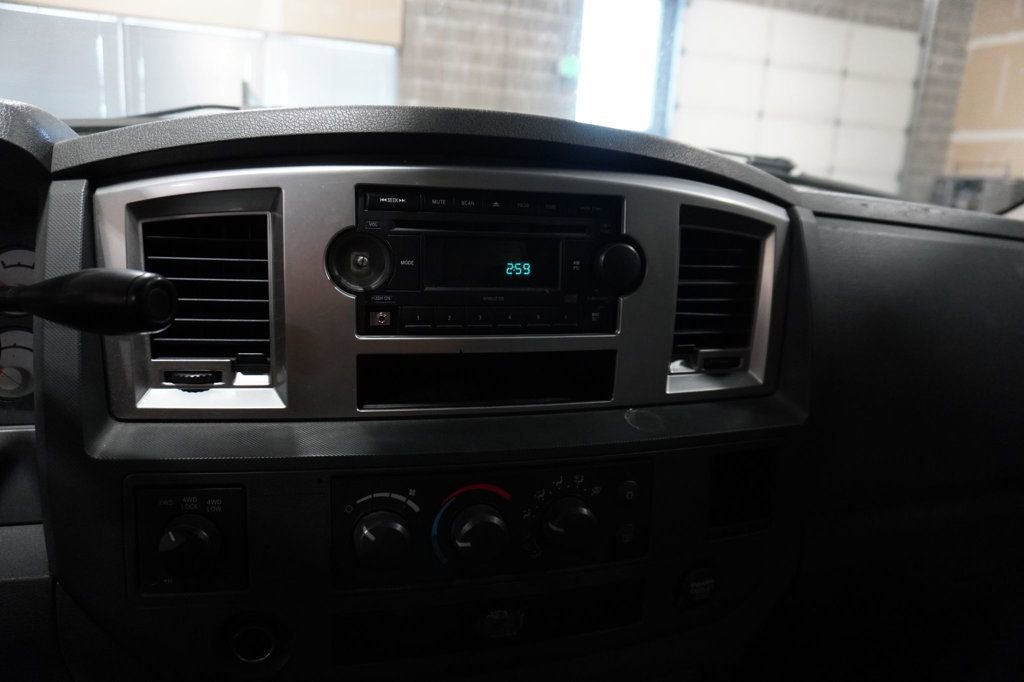 Used 2008 Dodge Ram 1500 Truck SLT AWD/4WD image 9
