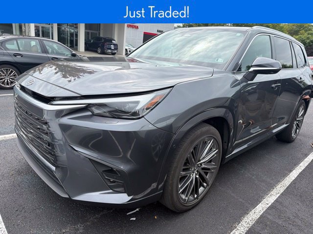 Used 2024 Lexus TX 350 AWD w/ Technology Package image 3