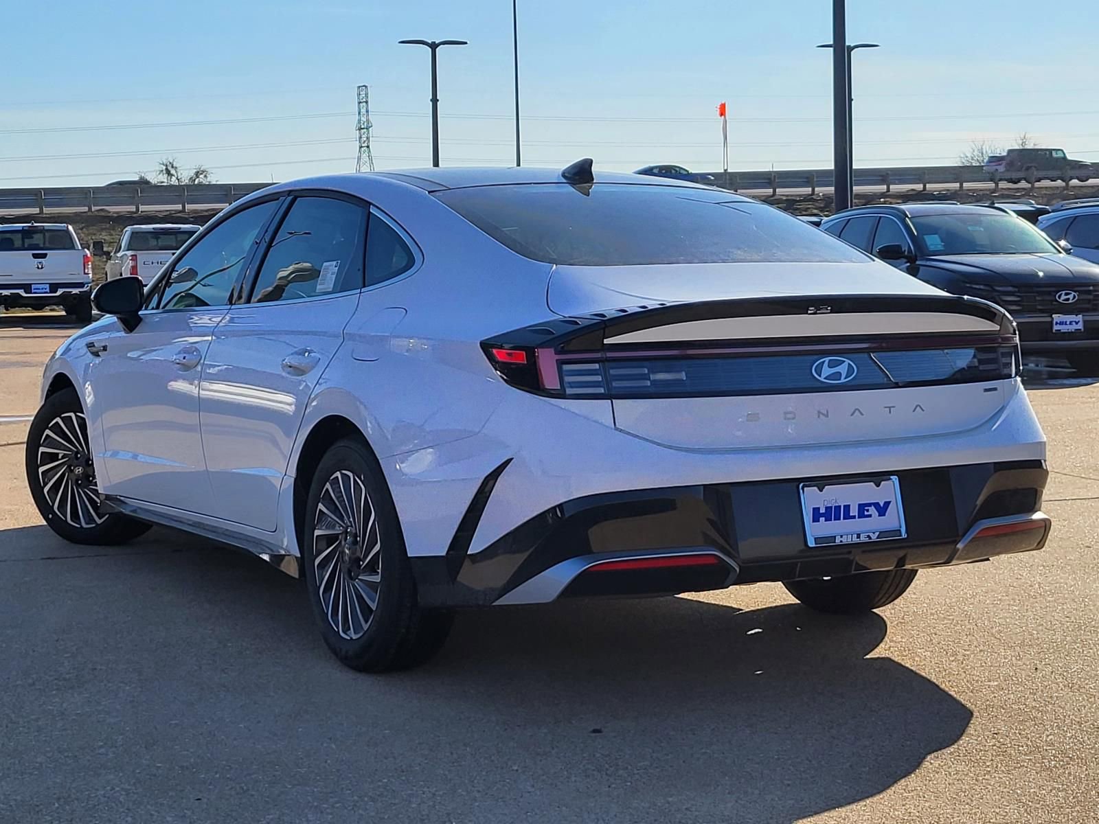New 2026 Hyundai Sonata SEL FWD image 3