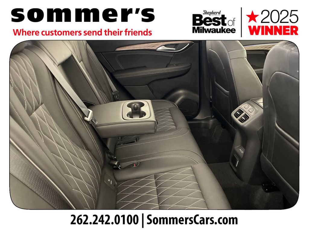 Used 2023 Buick Envision Avenir AWD/4WD image 27