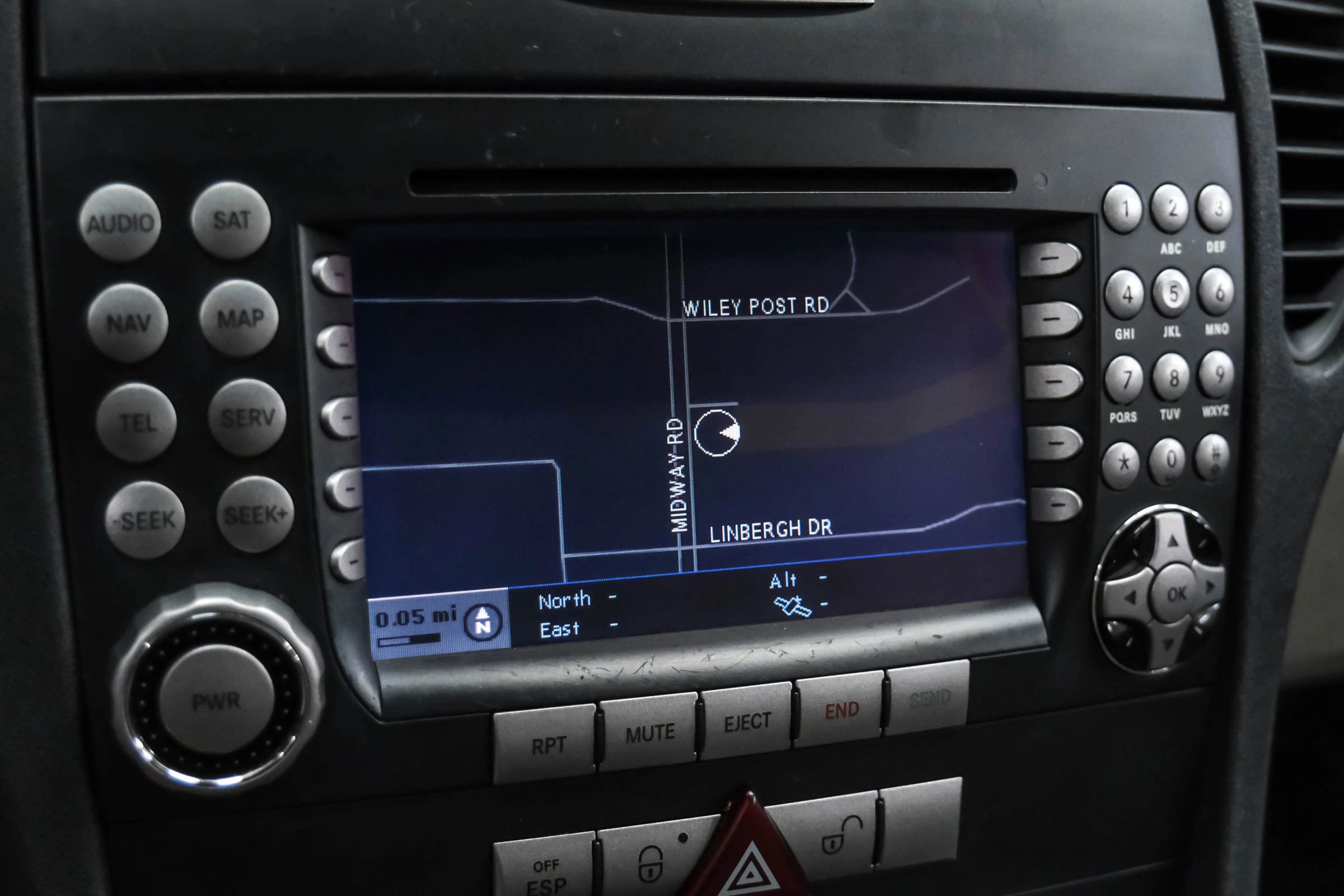 Used 2005 Mercedes-Benz SLK 350 image 23