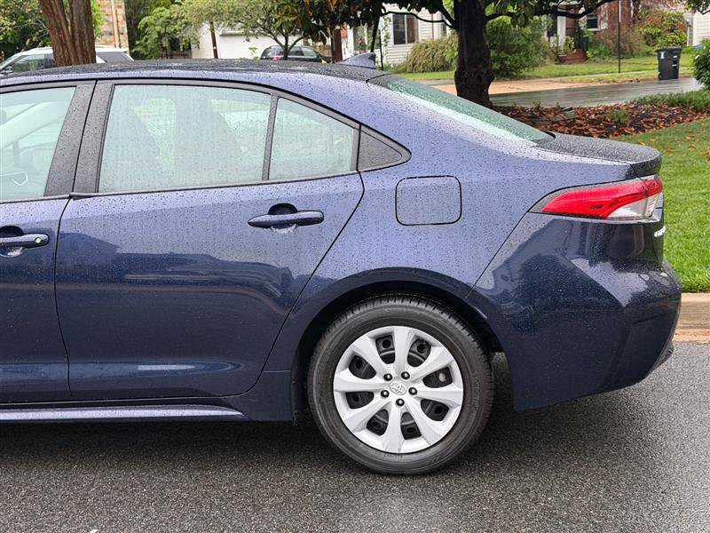 Used 2021 Toyota Corolla LE FWD image 10