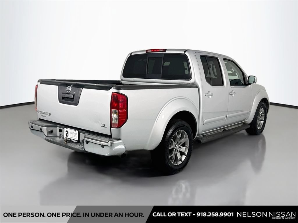 Used 2019 Nissan Frontier SL RWD image 5