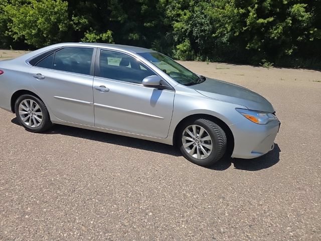 Used 2016 Toyota Camry XLE FWD image 17