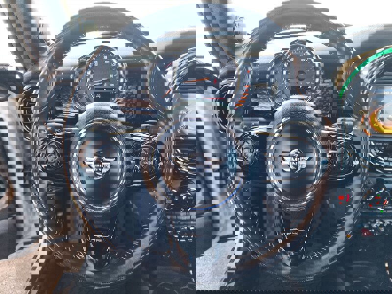 Used 2016 MINI Cooper S image 32