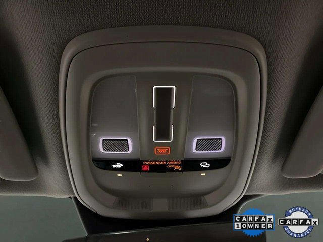 Used 2025 Volvo XC40 B5 Plus image 62