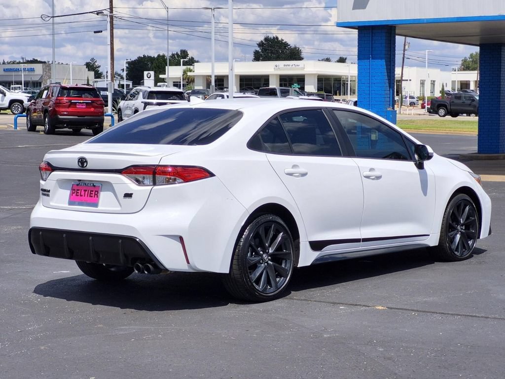 Used 2024 Toyota Corolla SE FWD image 6