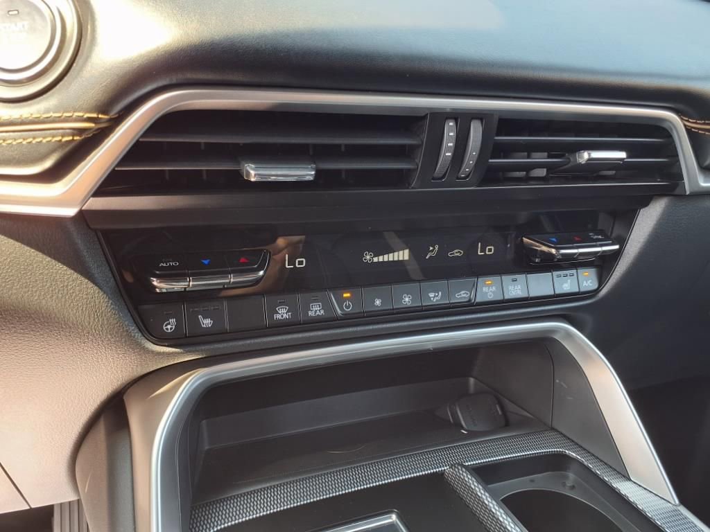 Certified 2024 MAZDA CX-90 3.3 Turbo S w/ Premium Package image 19