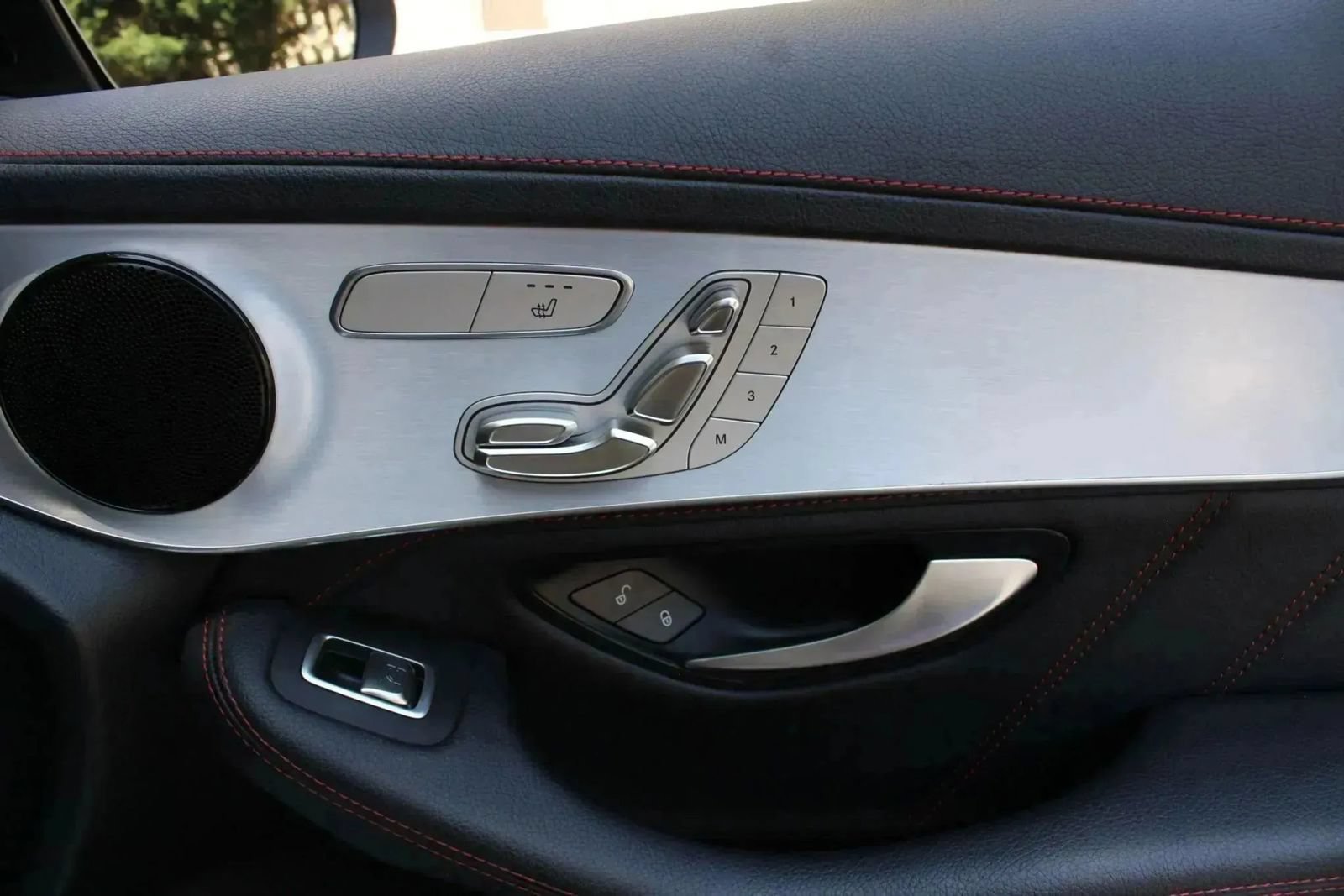 Used 2019 Mercedes-Benz GLC 43 AMG 4MATIC image 35