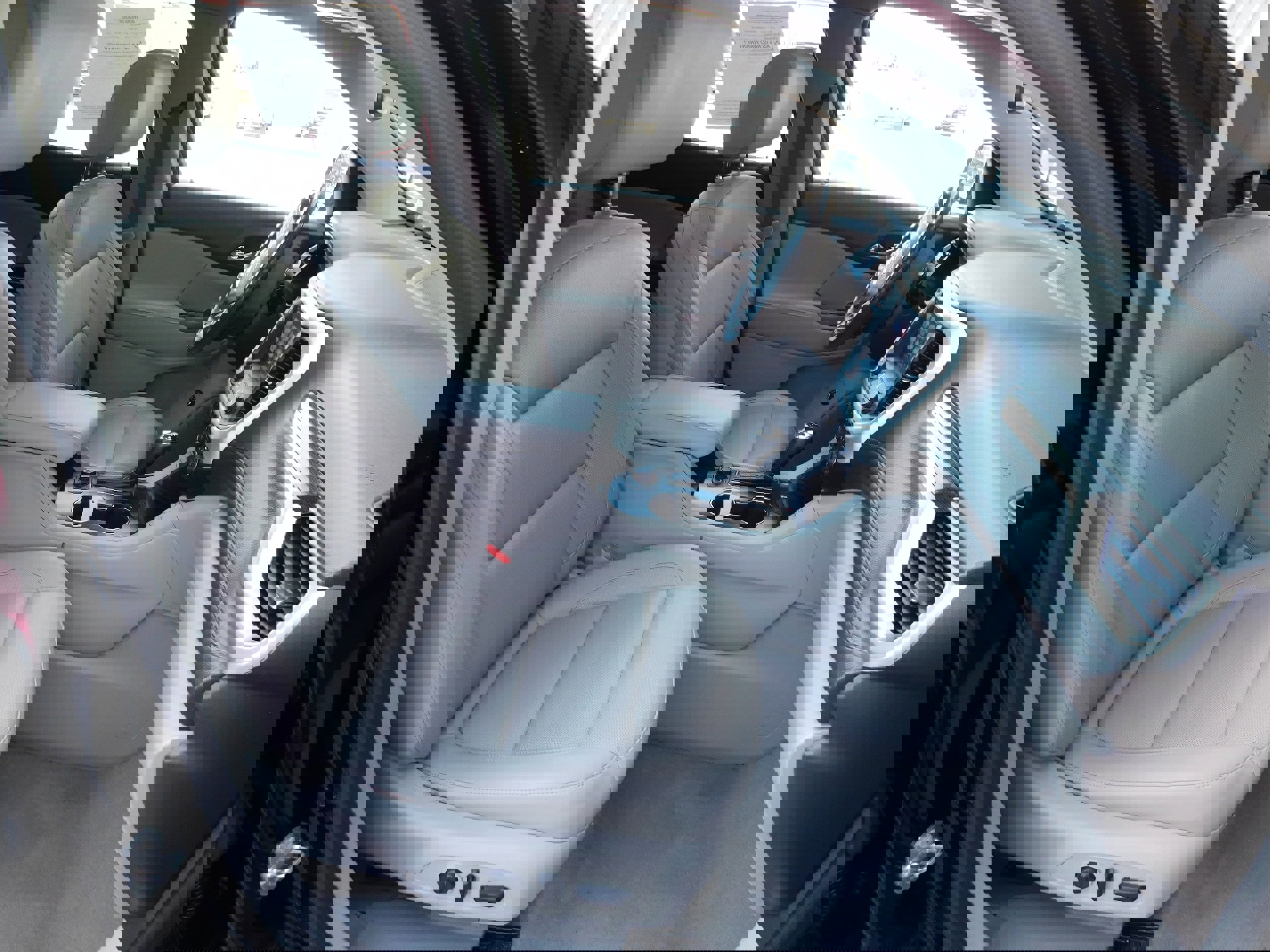 Used 2018 GMC Acadia SLT image 13