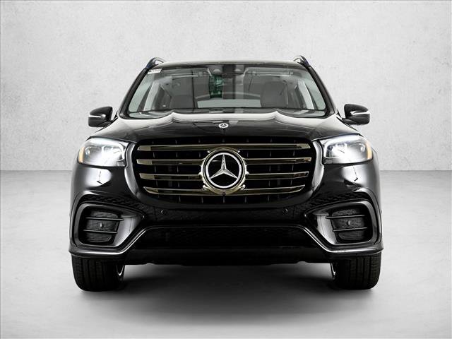 Used 2026 Mercedes-Benz GLS 450 4MATIC image 2