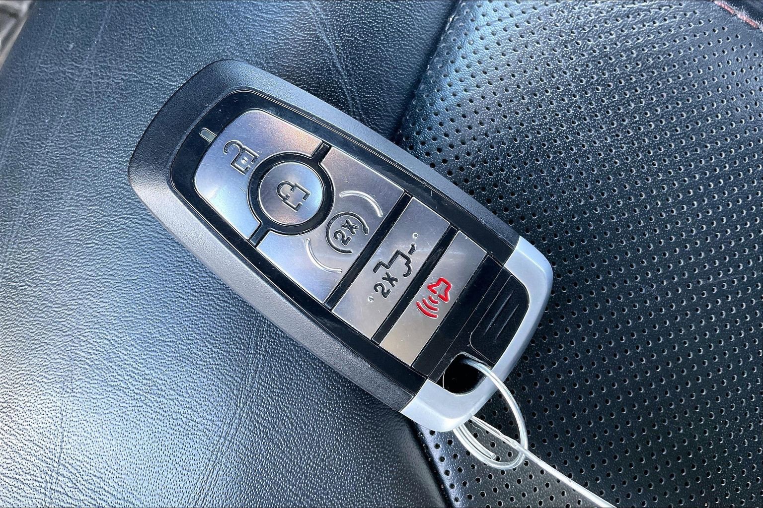 Used 2020 Ford F150 Platinum image 9