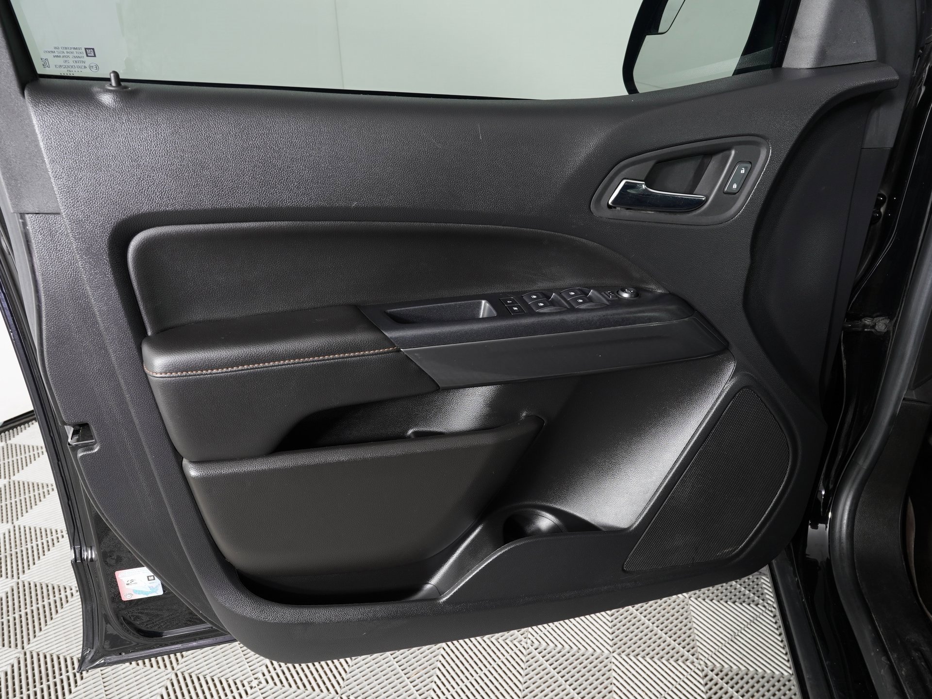 Used 2021 GMC Canyon AT4 w/ Driver Alert Package image 13