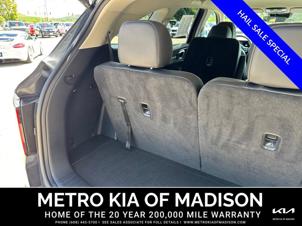 Used 2025 Kia Sorento EX FWD image 39