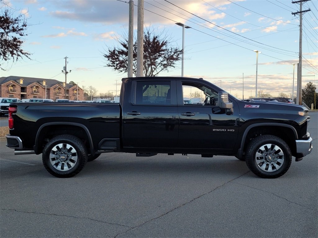 Used 2026 Chevrolet Silverado 2500 LT w/ Safety Package image 2