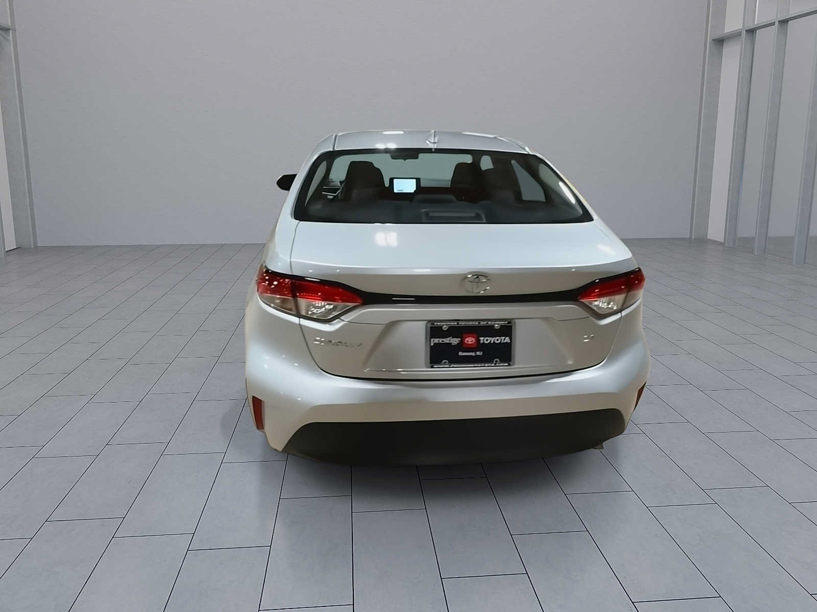 Used 2026 Toyota Corolla LE w/ LE Premium Package FWD image 7