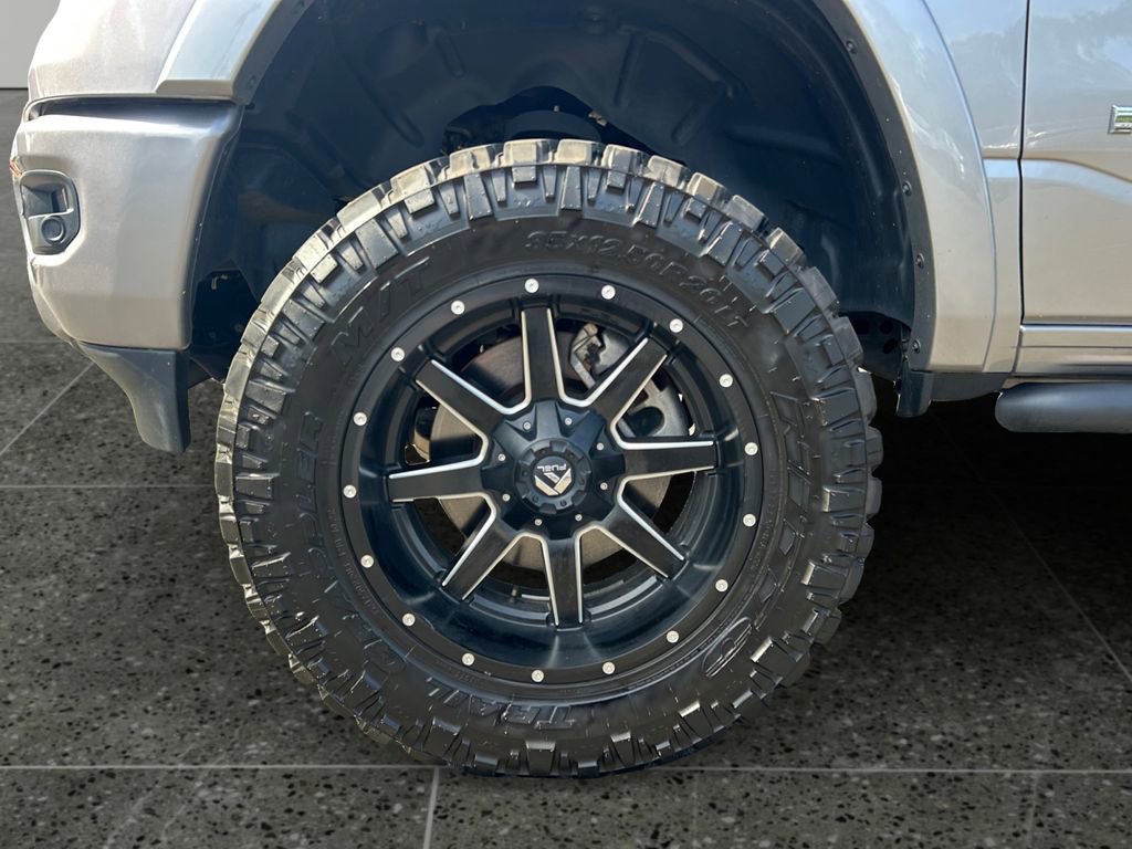 Used 2022 RAM 1500 Laramie w/ Sport Appearance Package AWD/4WD image 5