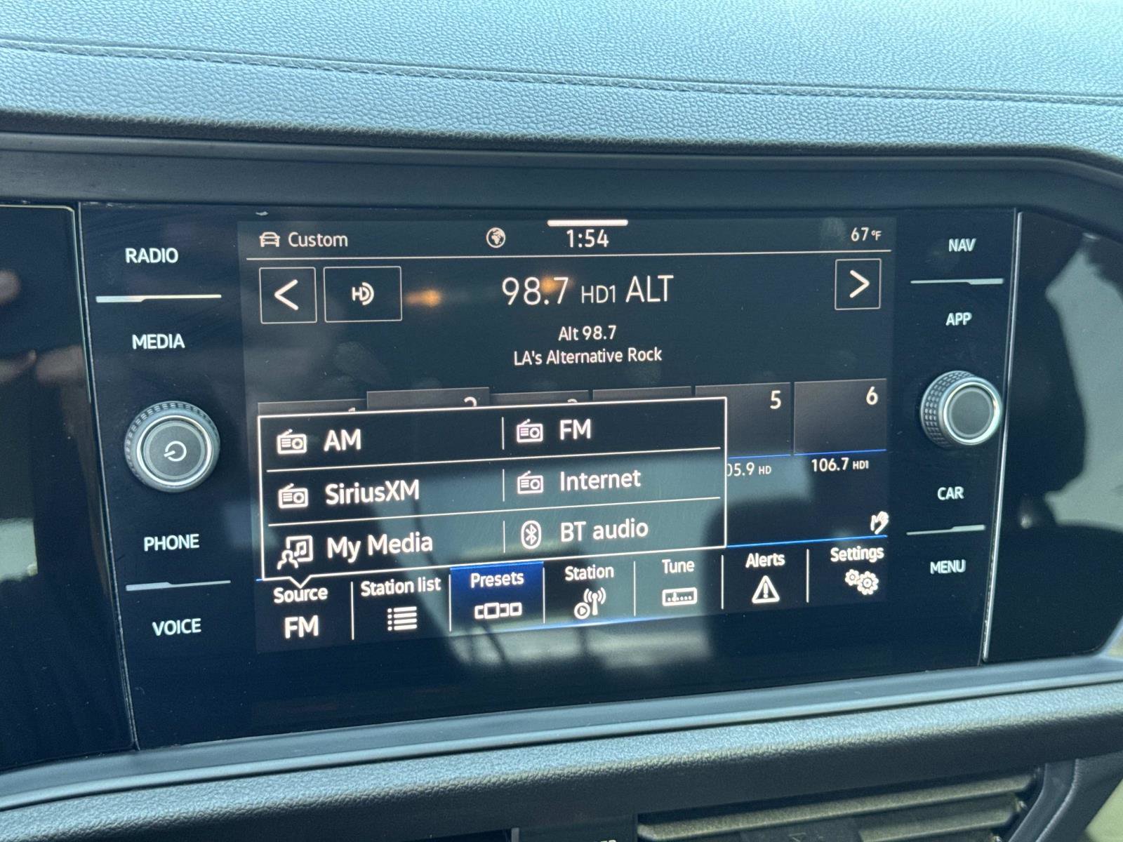 Certified 2023 Volkswagen Jetta SEL image 14