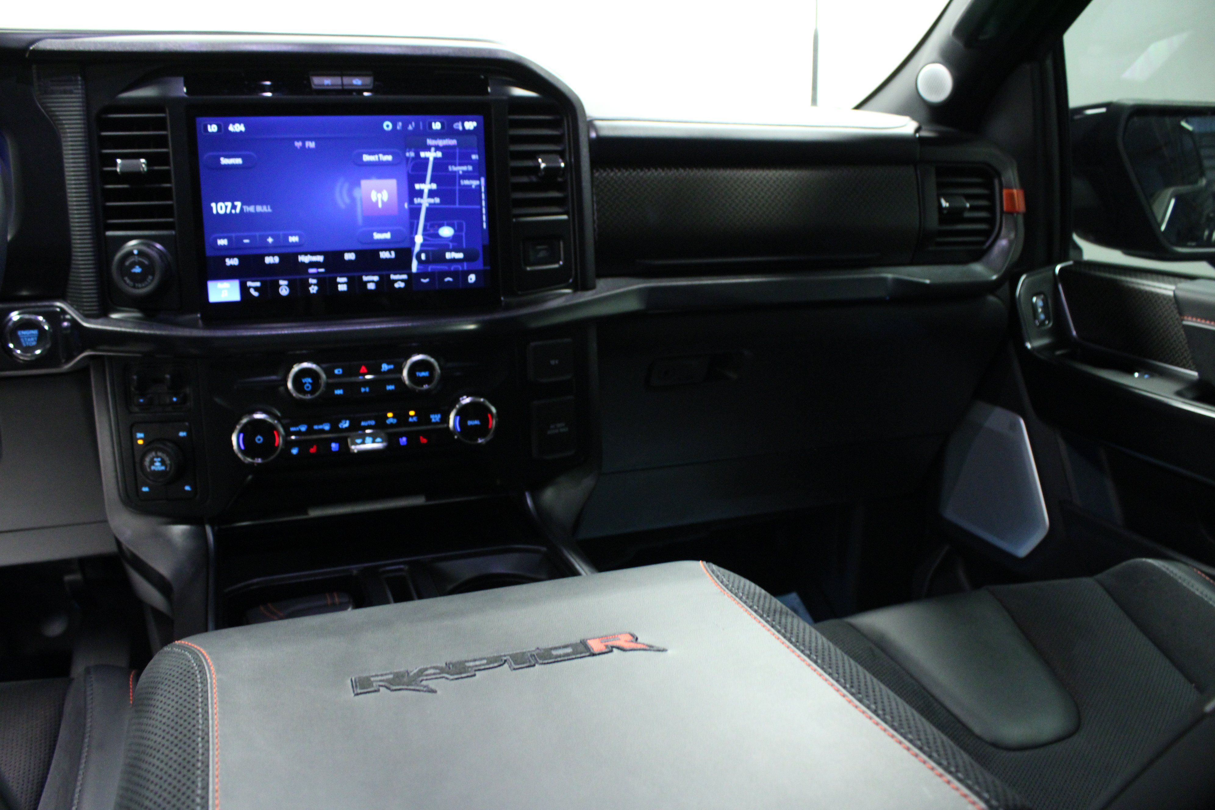 Used 2025 Ford F150 Raptor w/ Equipment Group 803A Raptor R AWD/4WD image 19