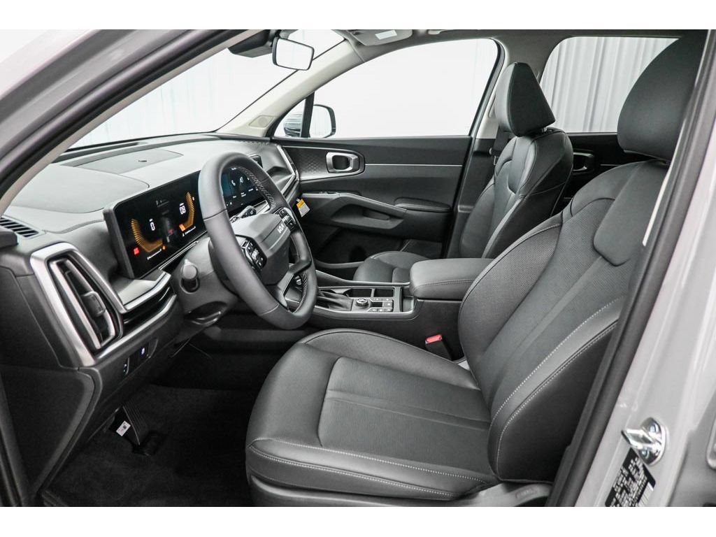 New 2026 Kia Sorento S FWD image 18
