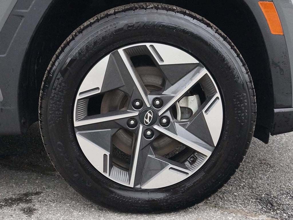 Used 2025 Hyundai Tucson SEL AWD/4WD image 23