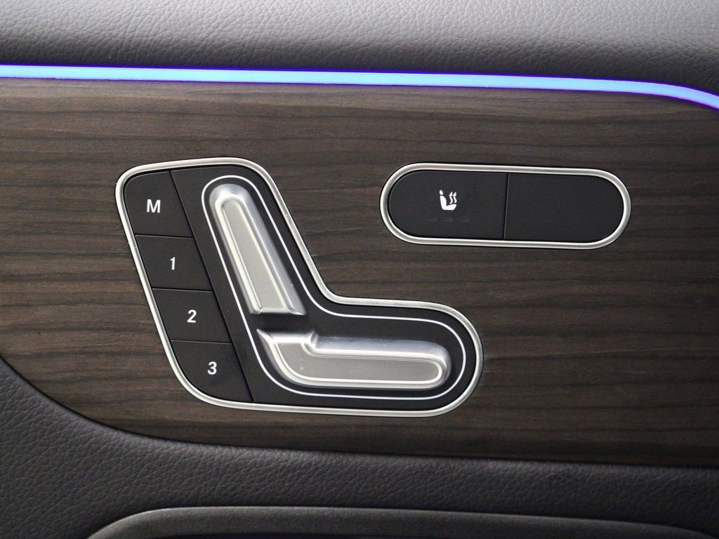 New 2026 Mercedes-Benz GLB 250 4MATIC image 16