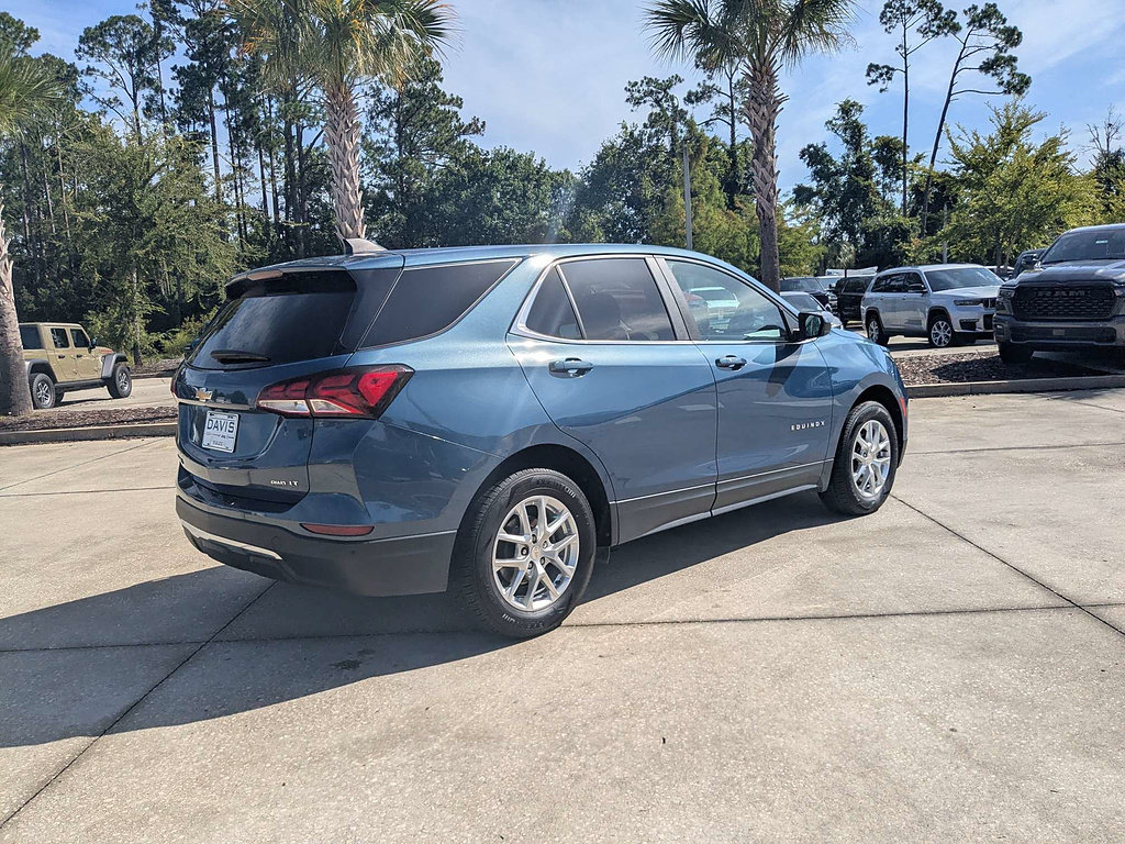 Used 2024 Chevrolet Equinox LT AWD/4WD image 3