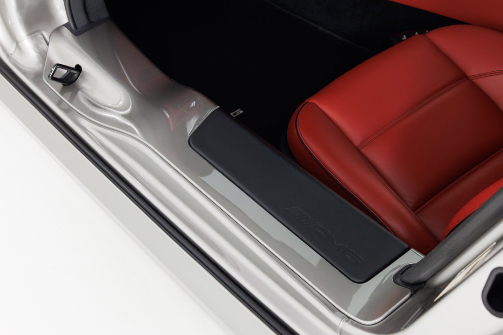 Used 2011 Mercedes-Benz SLS AMG Coupe image 34