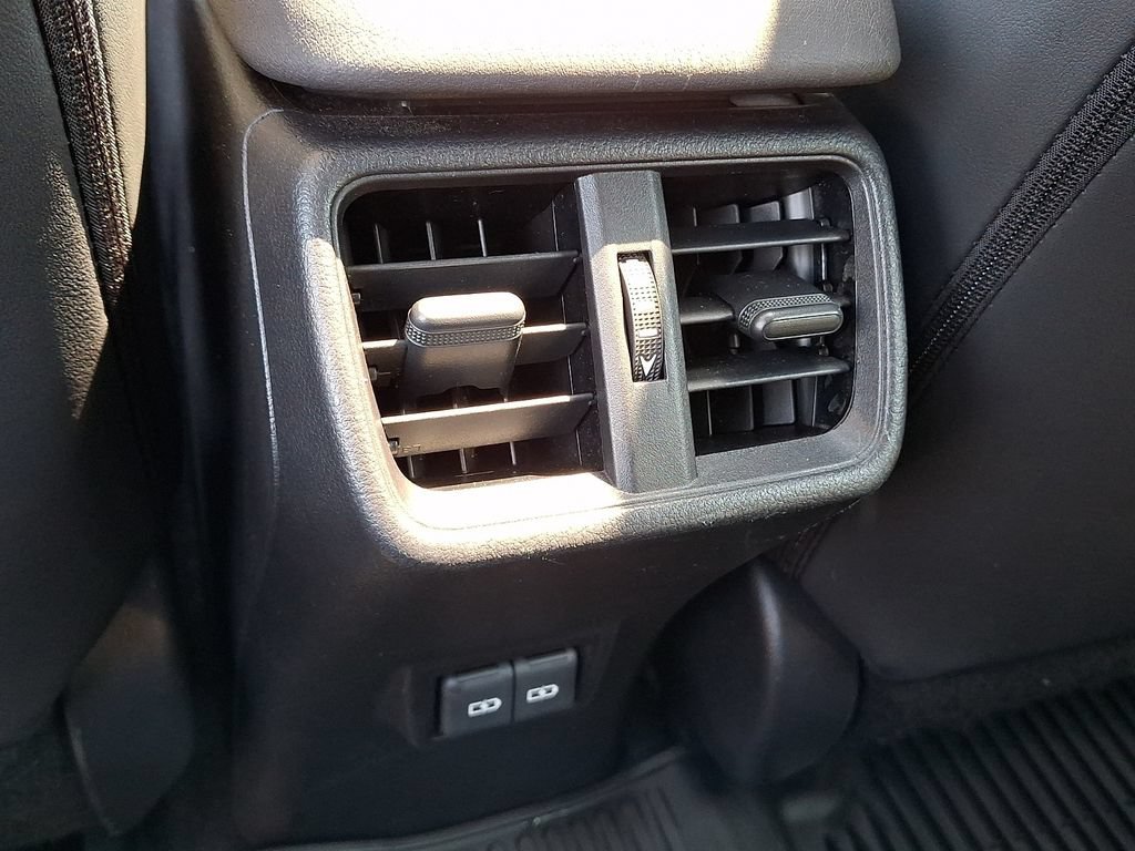 Used 2024 Lexus UX 250h AWD w/ Premium Package image 11