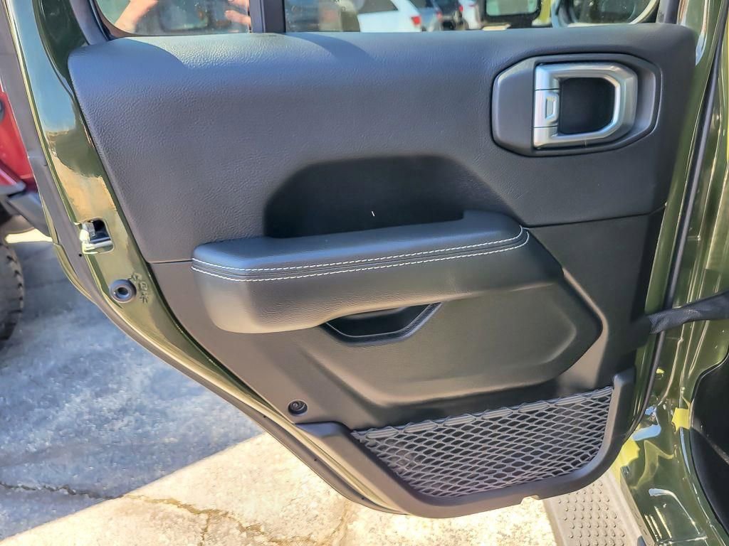 Used 2023 Jeep Wrangler Unlimited Sahara w/ Cold Weather Group image 20