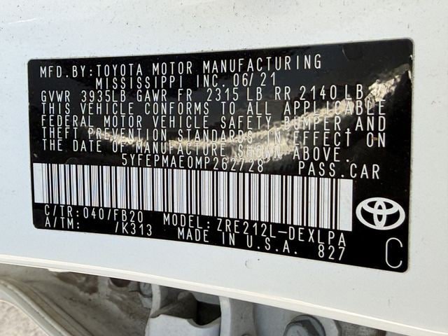 Used 2021 Toyota Corolla LE w/ Carpet Mat Package (TMS) FWD image 26