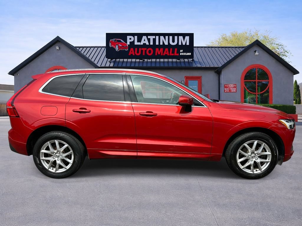 Used 2021 Volvo XC60 T5 Momentum AWD/4WD image 2