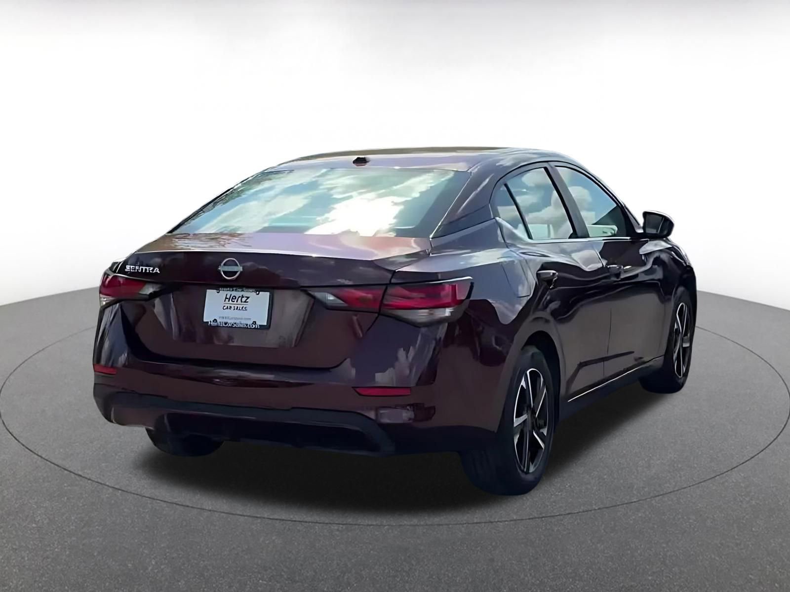 Used 2025 Nissan Sentra SV FWD image 14