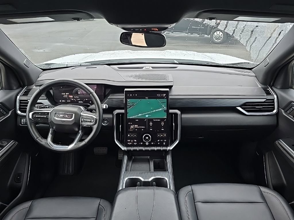 Used 2024 GMC Acadia Elevation image 25