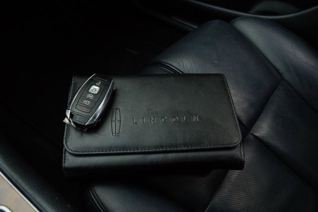 Used 2017 Lincoln Continental Select w/ Technology Package image 48