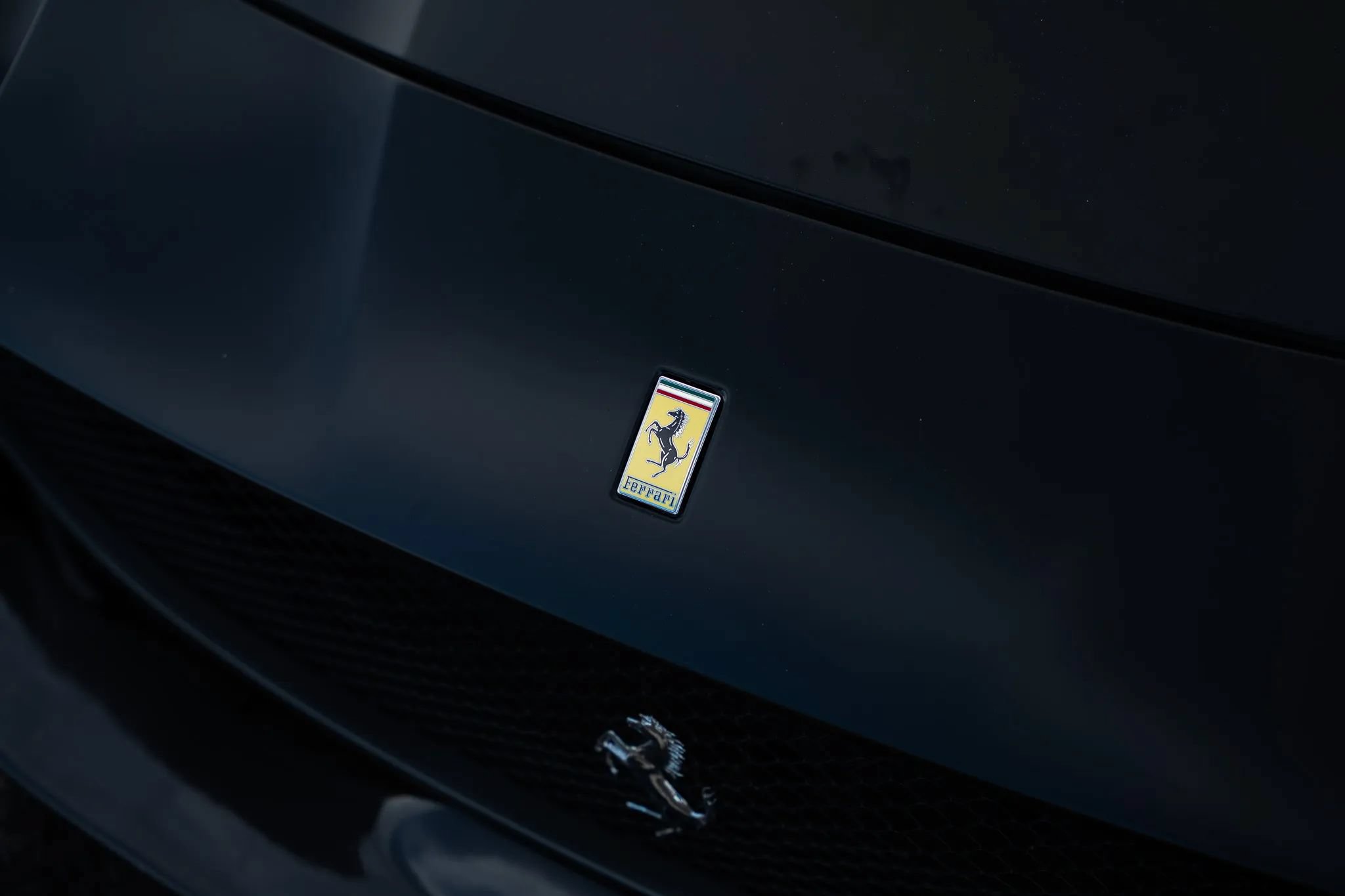 Used 2019 Ferrari 812 Superfast RWD image 28