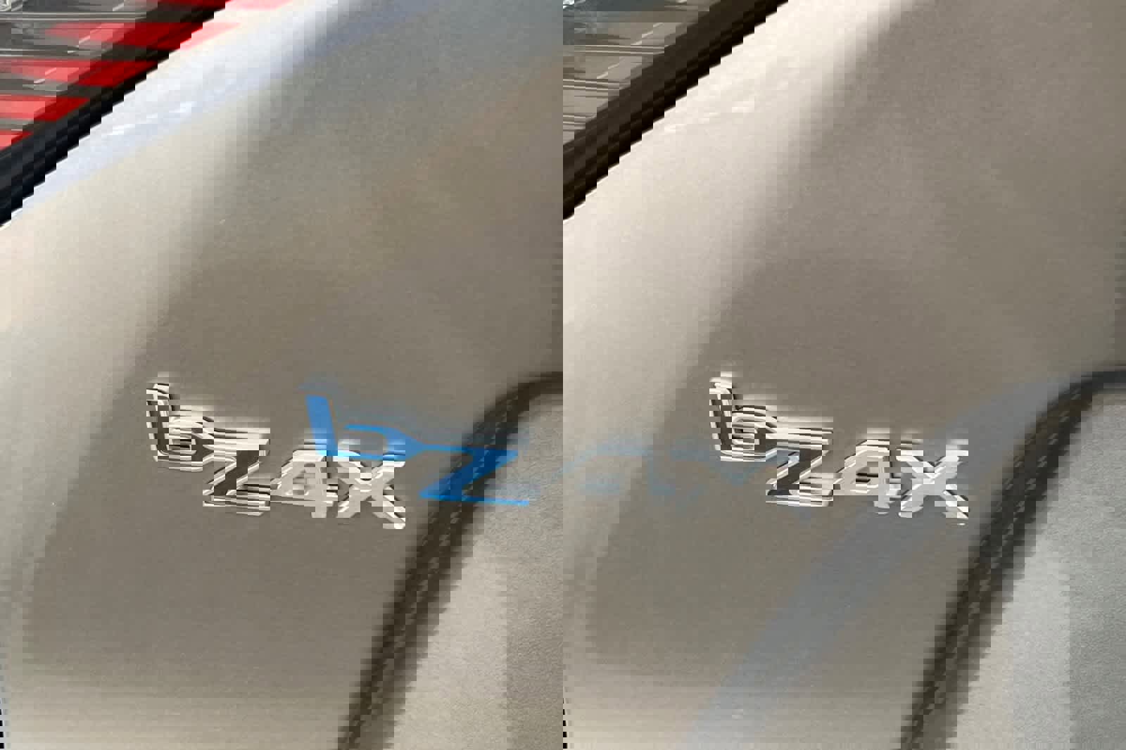 Used 2024 Toyota bZ4X XLE w/ Weather Package image 7