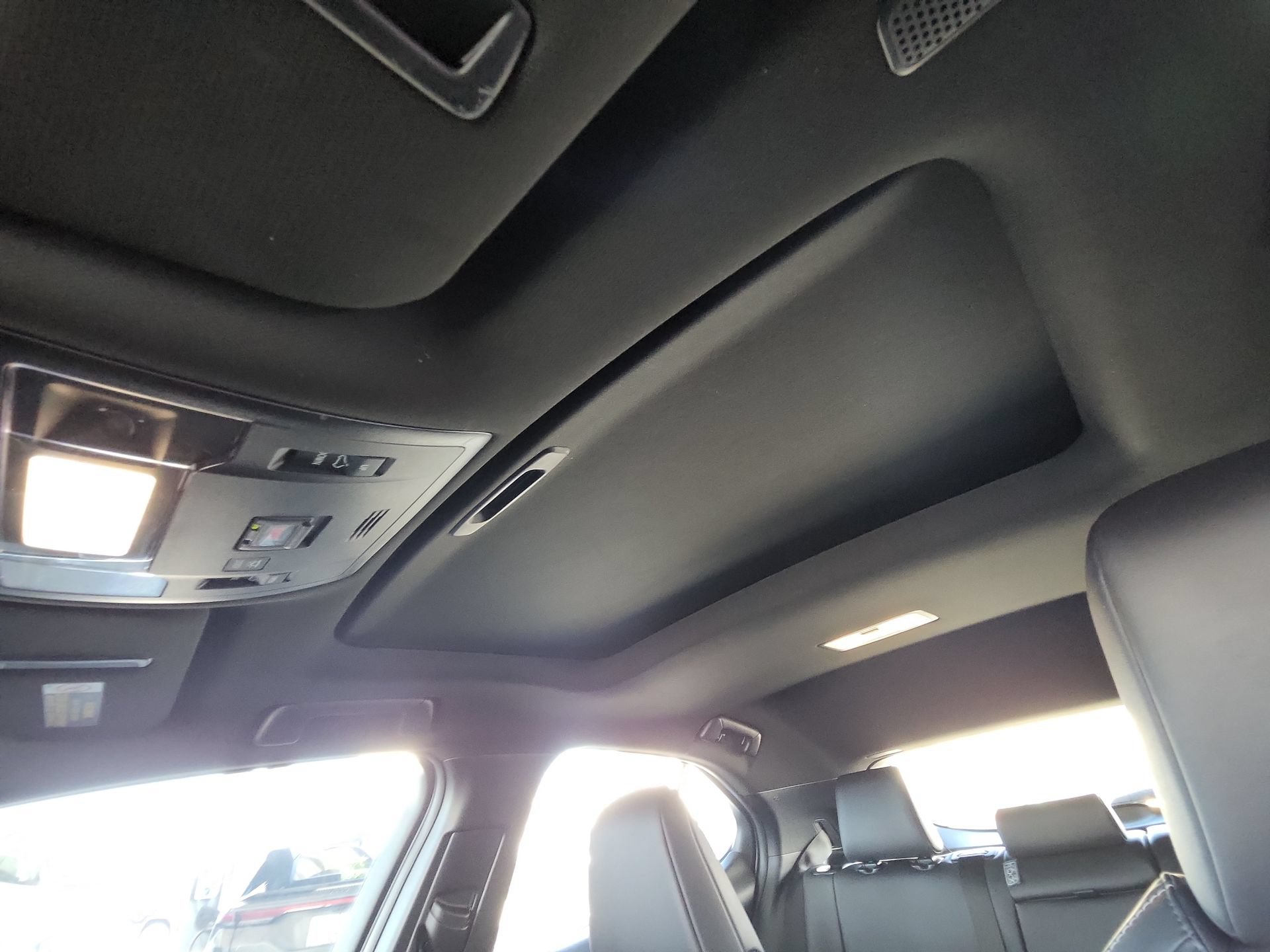 Used 2019 Lexus UX 200 w/ Accessory Package FWD image 16