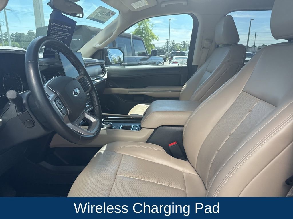 Used 2023 Ford Expedition XLT image 10