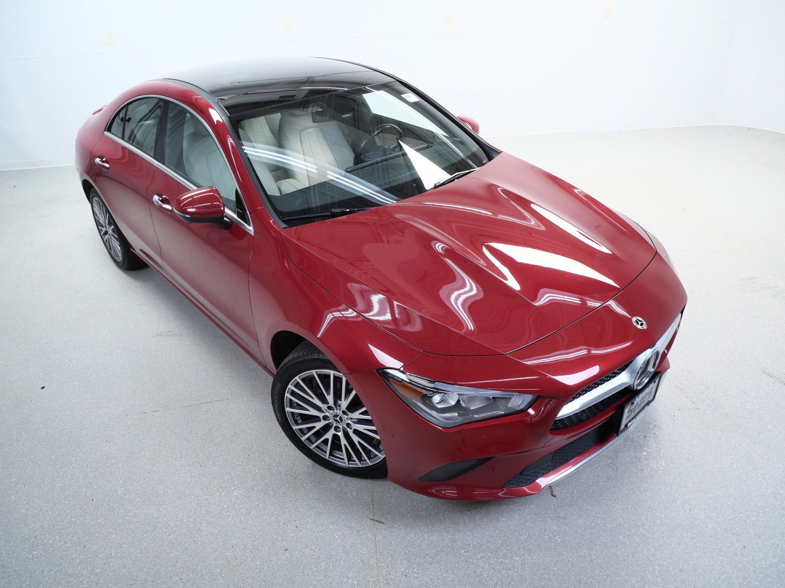 Used 2022 Mercedes-Benz CLA 250 4MATIC image 4