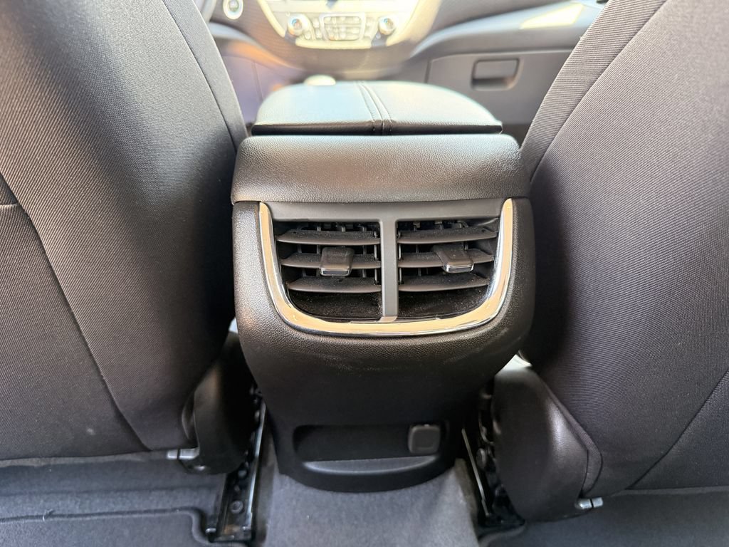 Used 2024 Chevrolet Malibu LT w/ Sport Edition FWD image 27